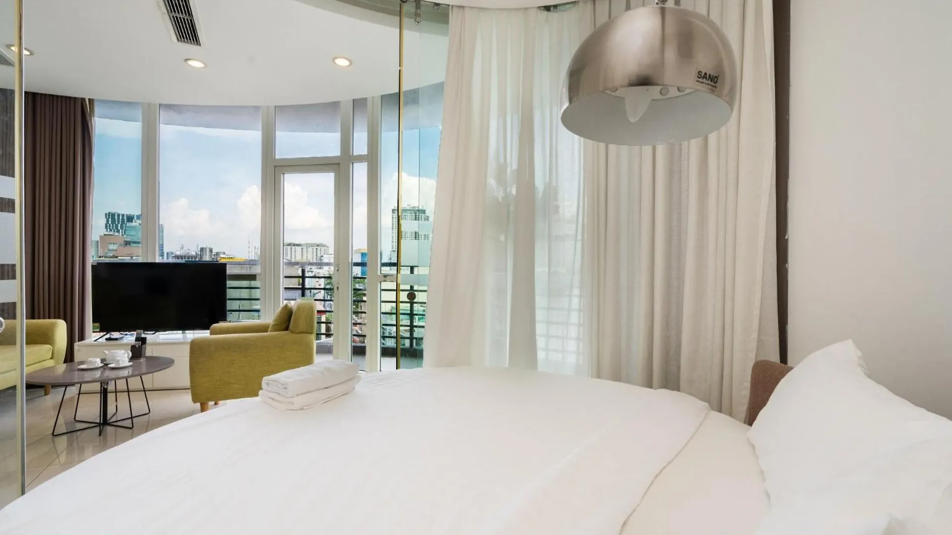 The Rixx Ben Thanh Tower - The One Saigon Ho Chi Minh City Vietnam